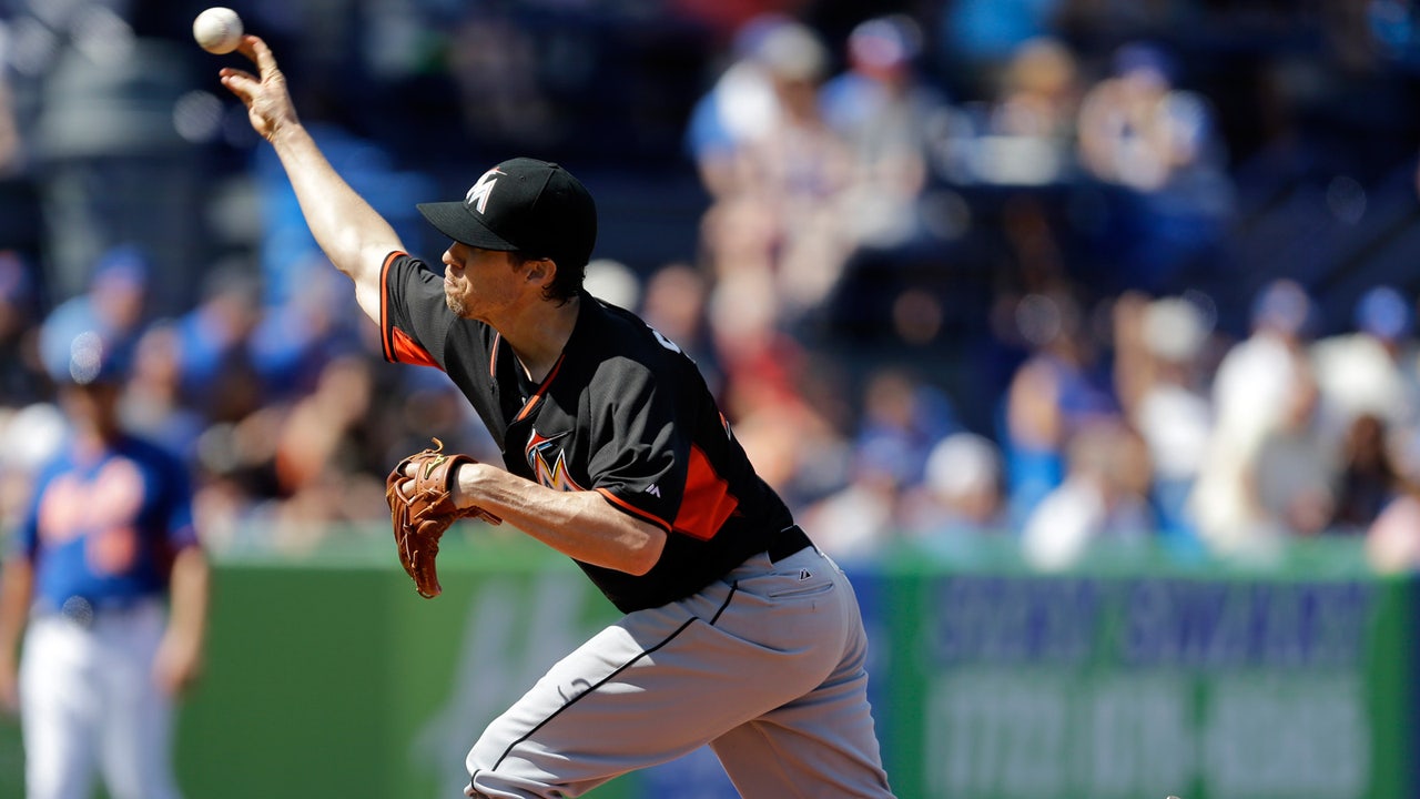 Versatile Kevin Slowey glad to be back in Marlins spring training